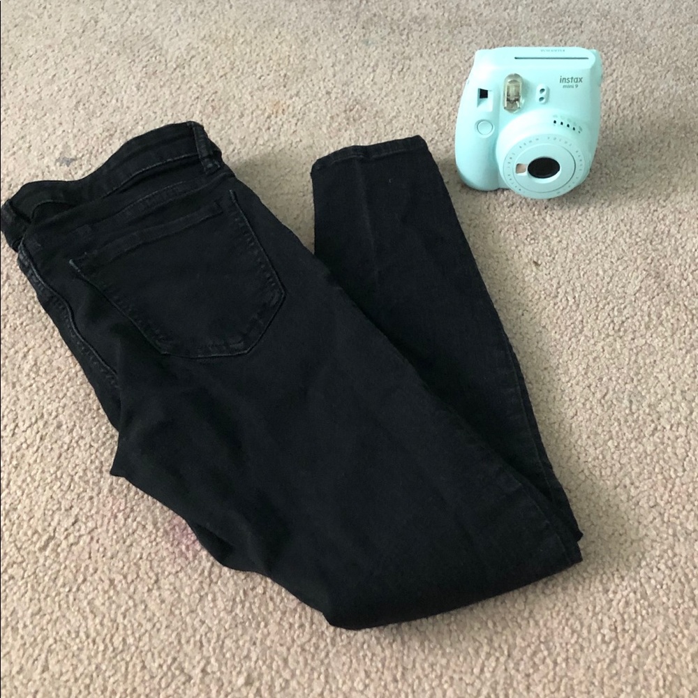 Black high waisted skinny jeans